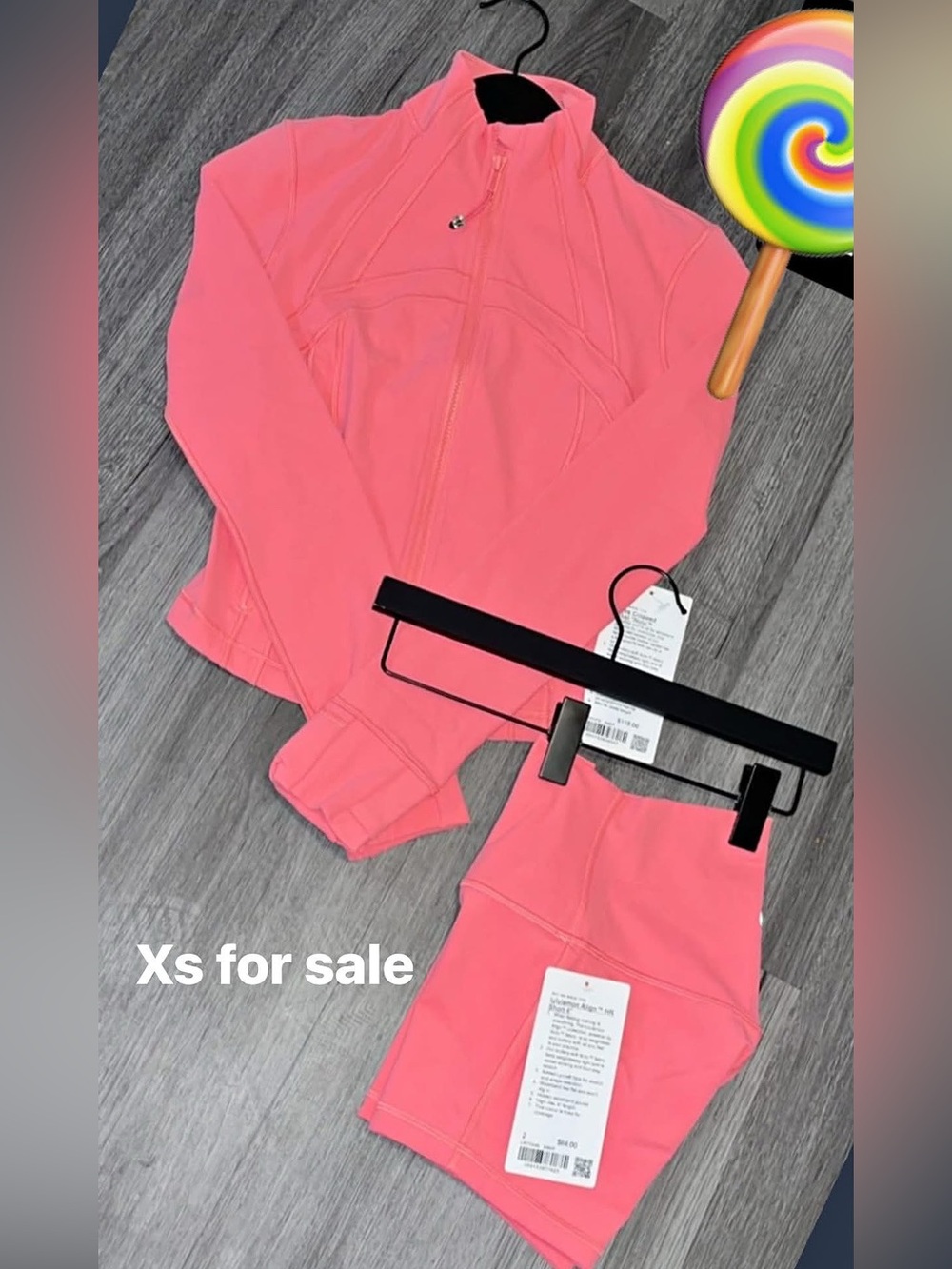 Women’s Pink LuLu Lemon Active set comes with matching shorts